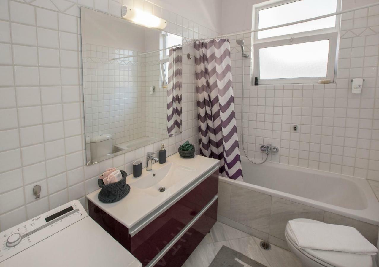 Familygroupflat Apartamento Atenas Exterior foto